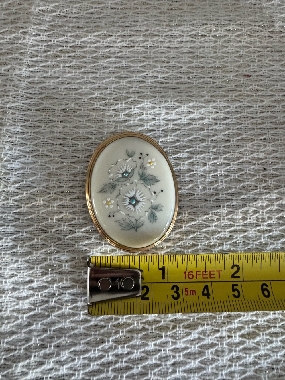 Vtg Lenox Porcelain  Windsong  flower cameo brooch /  Pendant 14k Gold Filled - Picture 5 of 5